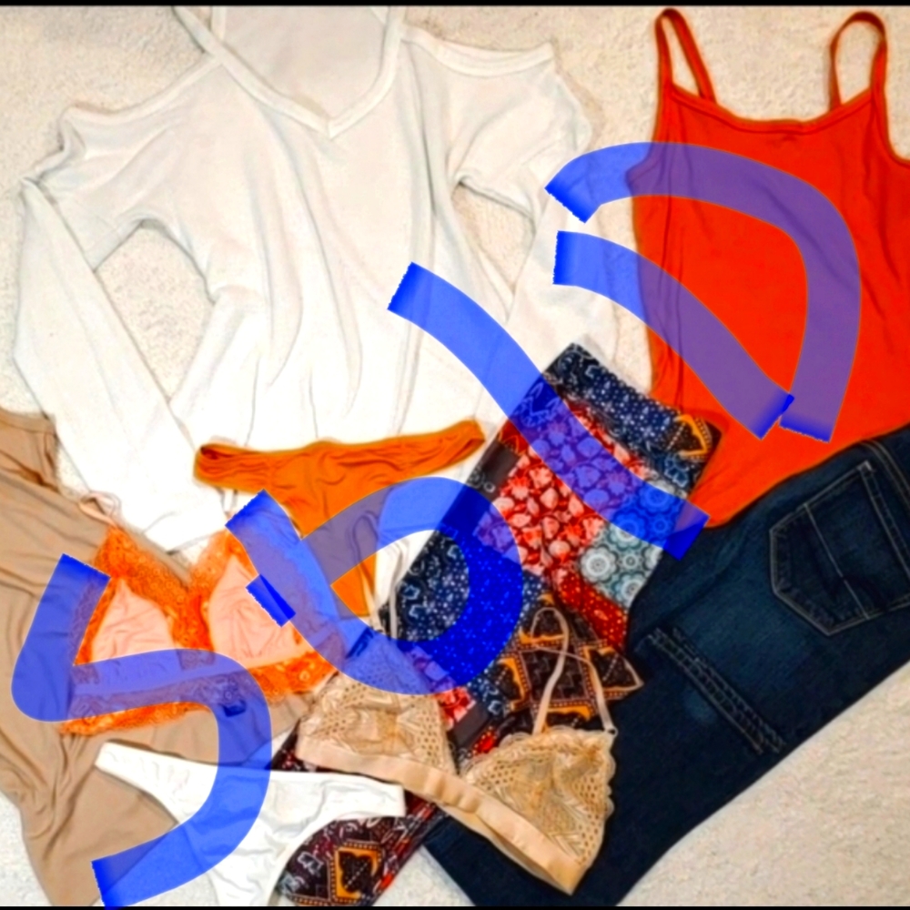 American eagle outfit. Jeans, tanks, sweater, leggings, 2 g-strings, 2 bralettes